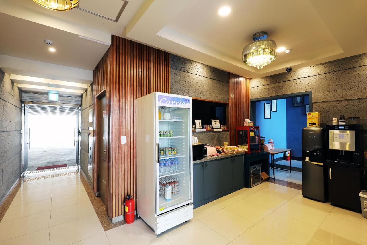 Bellino Hotel Пуан Экстерьер фото